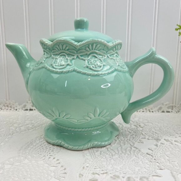 2004 Teapot With Lid Turquoise Ceramic Embossed Floral "A Special Place" Cottage - Picture 1 of 13